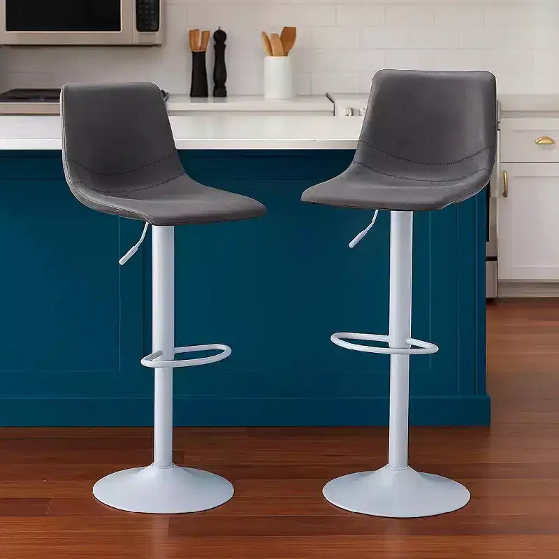 Tabourets de bar avec piètement en fer blanc Tabourets de comptoir réglables en hauteur avec assise en cuir, fonction pivotante et repose-pieds